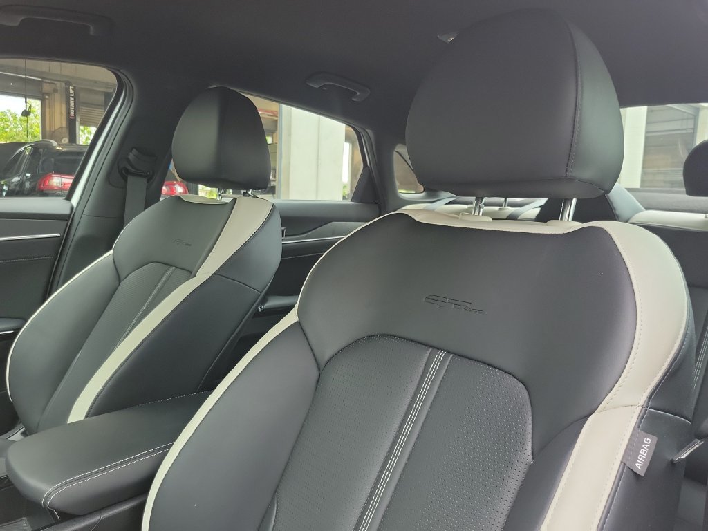 Certified 2025 Kia K5 GT-Line FWD image 17