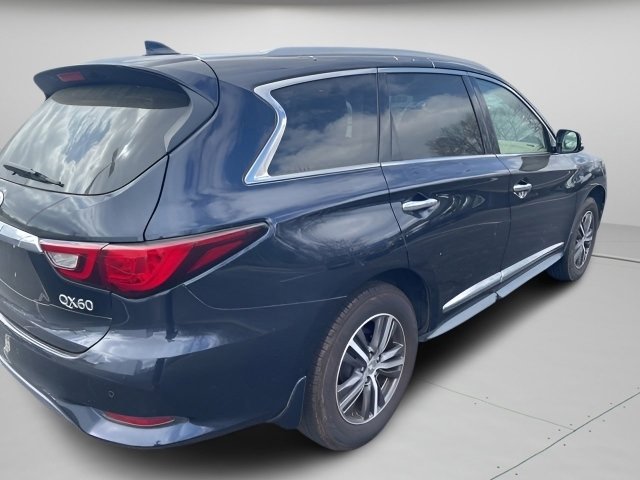 Used 2019 INFINITI QX60 Luxe w/ Essential Package image 11