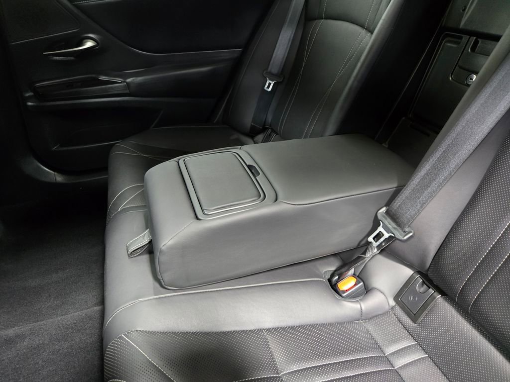 Used 2019 Lexus ES 350 Luxury w/ Accessory Package 2 image 34