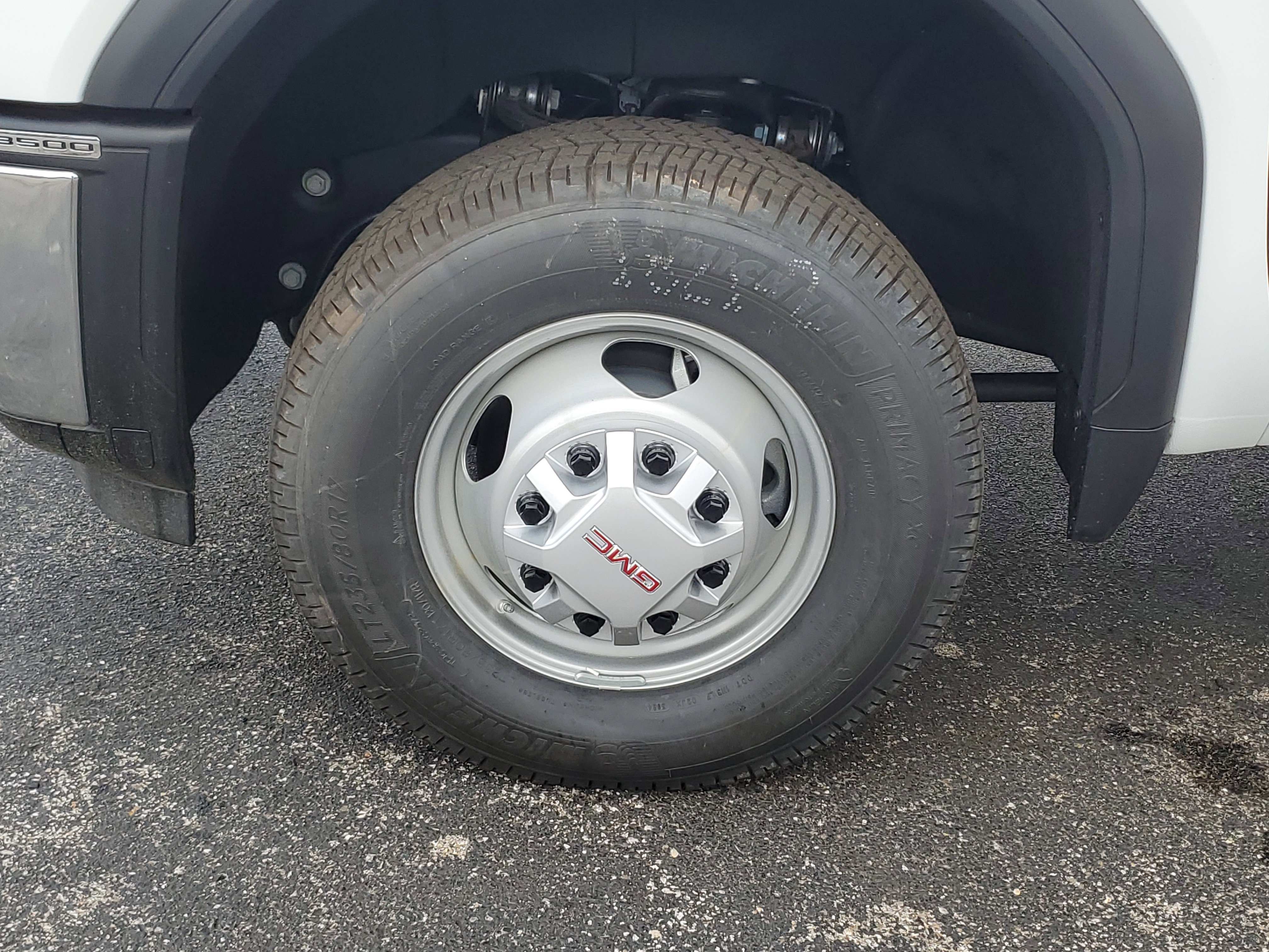 New 2025 GMC Sierra 3500 Pro w/ Convenience Package image 10