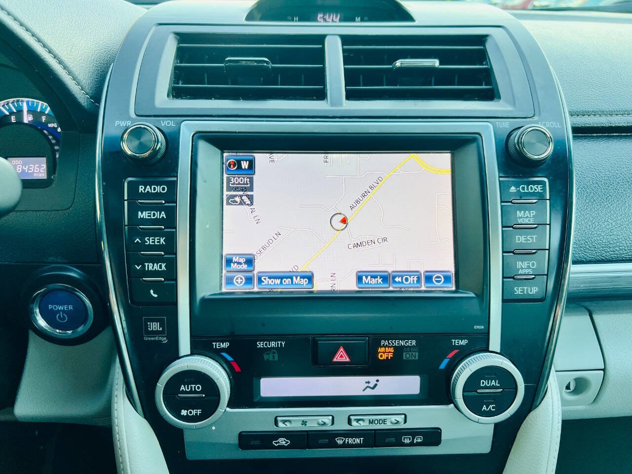 Used 2013 Toyota Camry XLE w/ Leather Pkg image 22