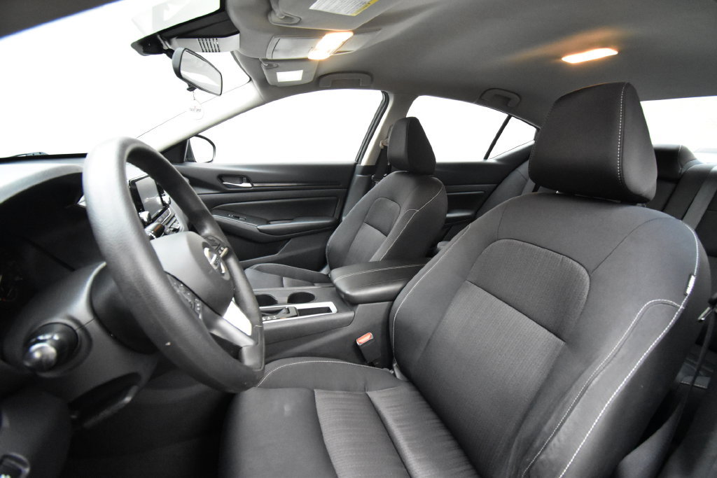 Used 2022 Nissan Altima 2.5 S FWD image 8