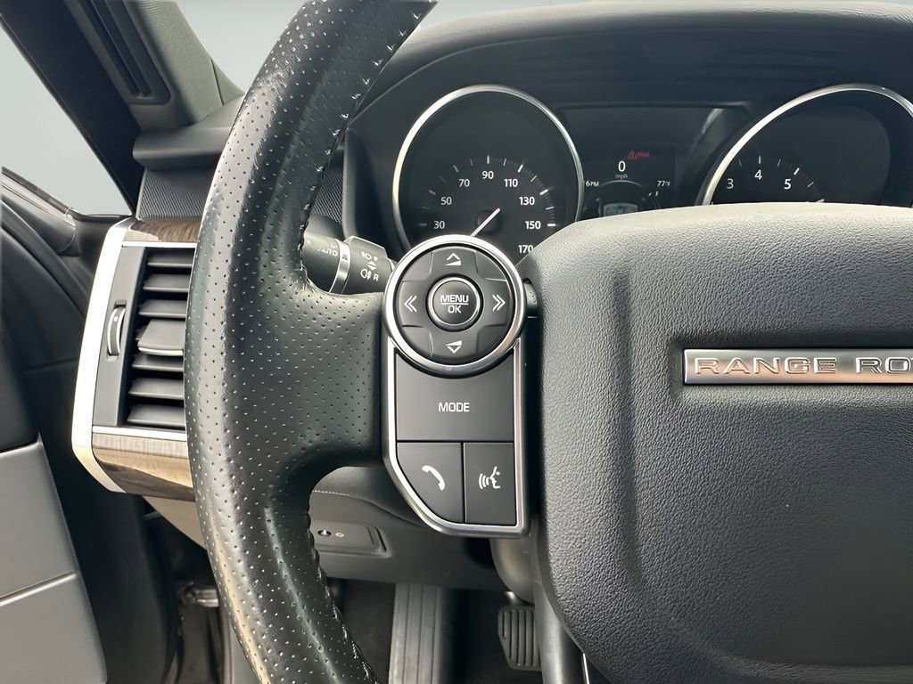 Used 2017 Land Rover Range Rover Sport HSE image 16