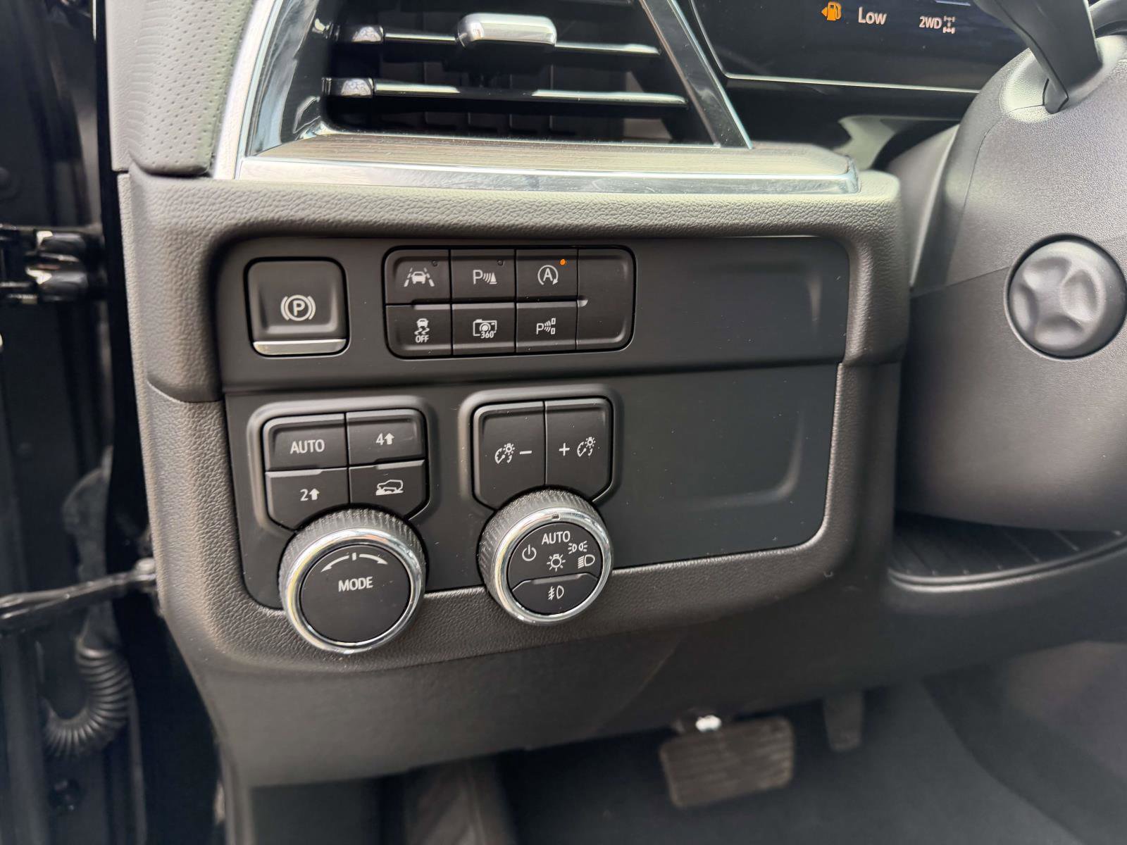 Certified 2025 Chevrolet Tahoe Premier image 20
