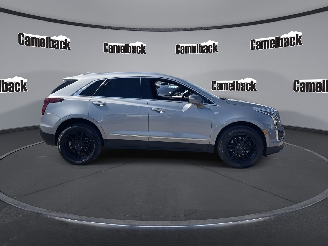 Used 2025 Cadillac XT5 Premium Luxury image 8