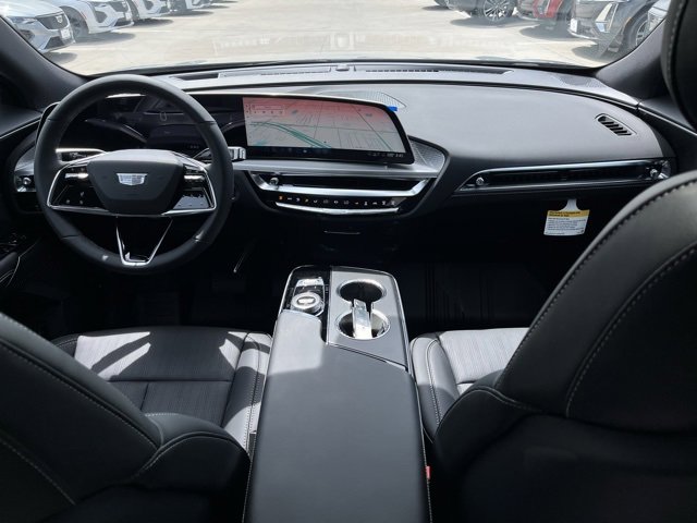 New 2025 Cadillac Lyriq Luxury image 14