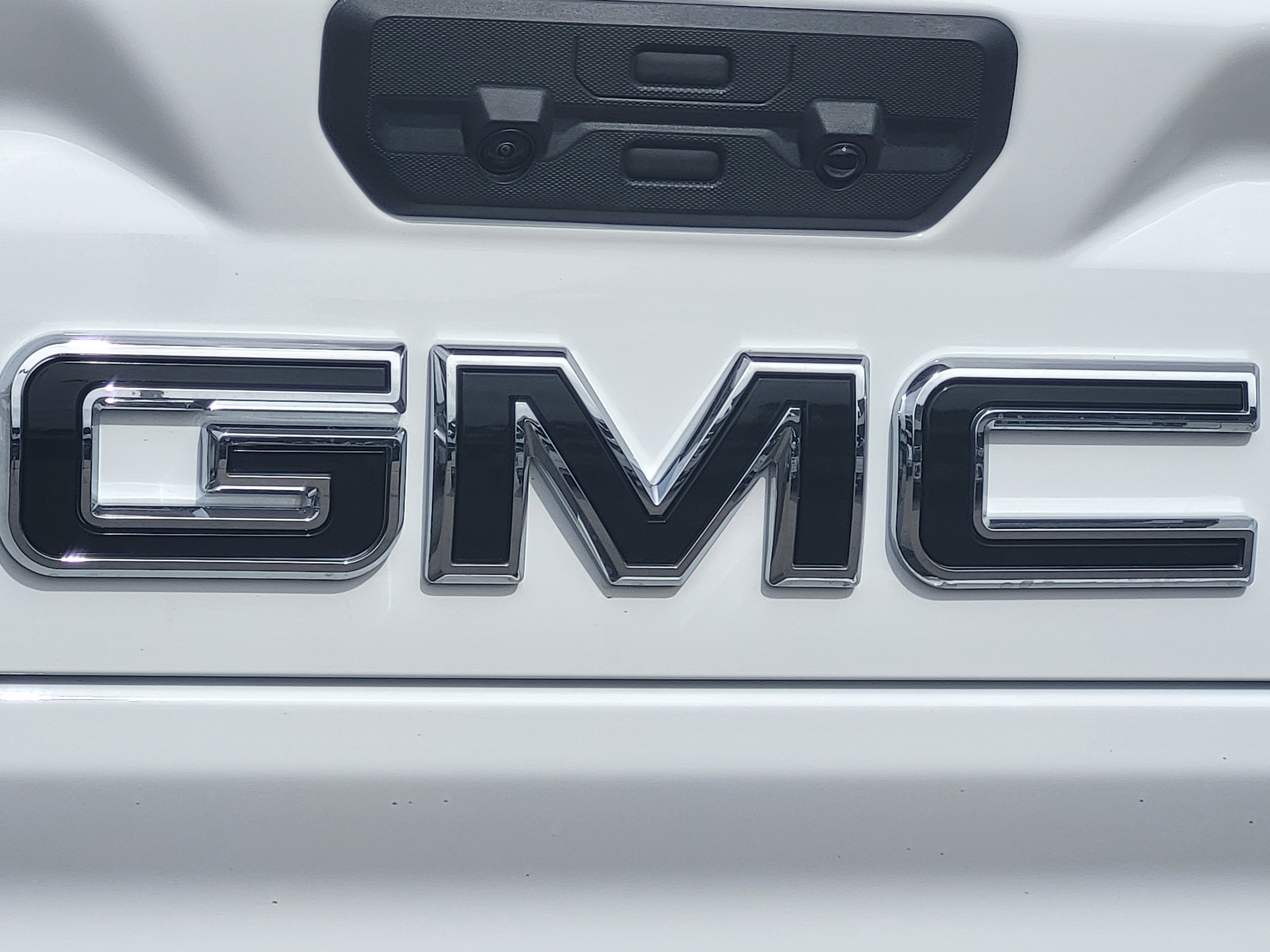 New 2026 GMC Sierra 2500 AT4X w/ LPO, Black Badging Package image 11