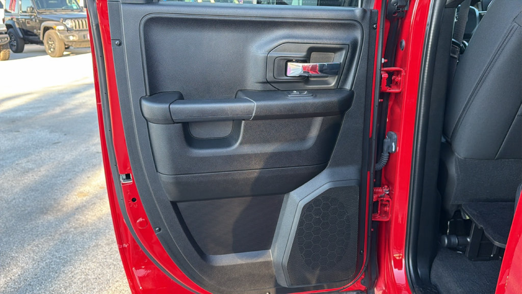 Used 2024 RAM 1500 Warlock w/ Trailer & Traction Group AWD/4WD image 26