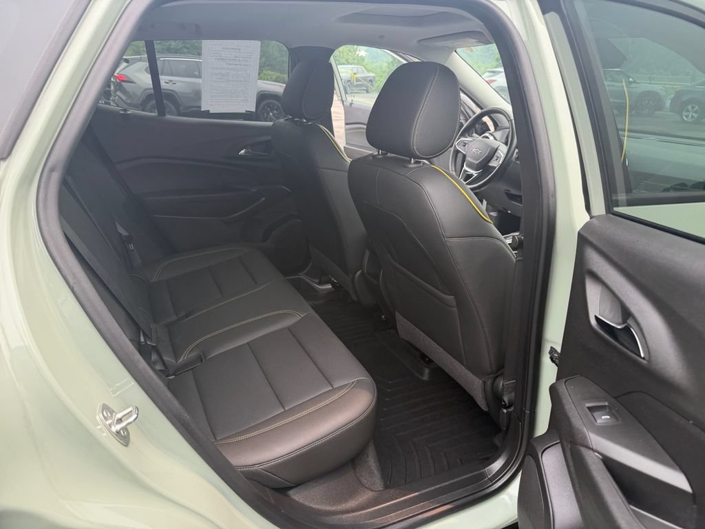 Certified 2024 Chevrolet Trax ACTIV w/ Sunroof Package FWD image 27