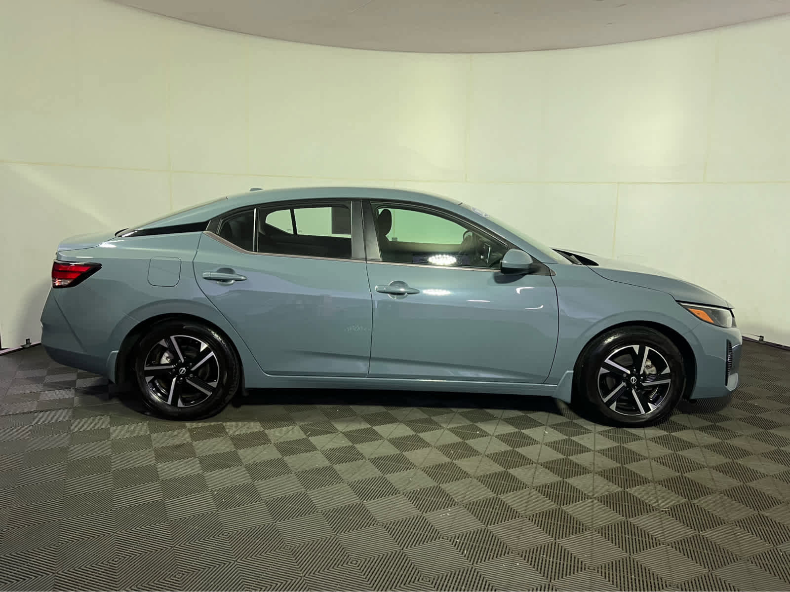 Certified 2024 Nissan Sentra SV FWD image 8