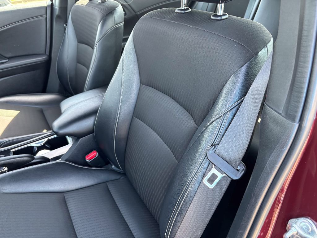 Used 2017 Honda Accord Sport image 17