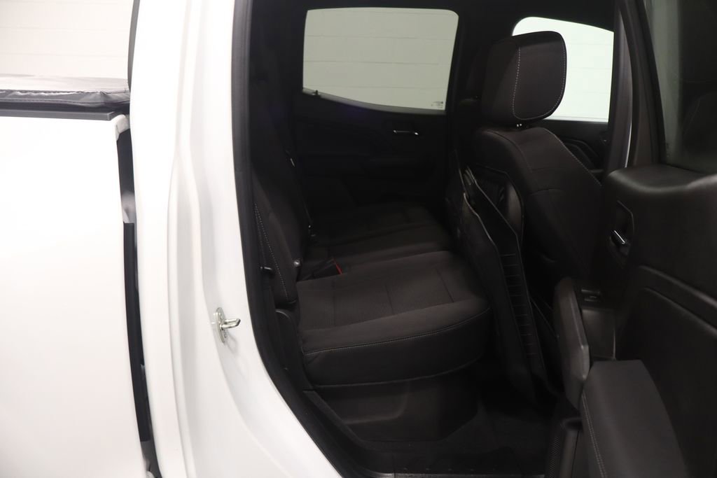 Used 2023 Chevrolet Colorado LT w/ LT Convenience Package II AWD/4WD image 19