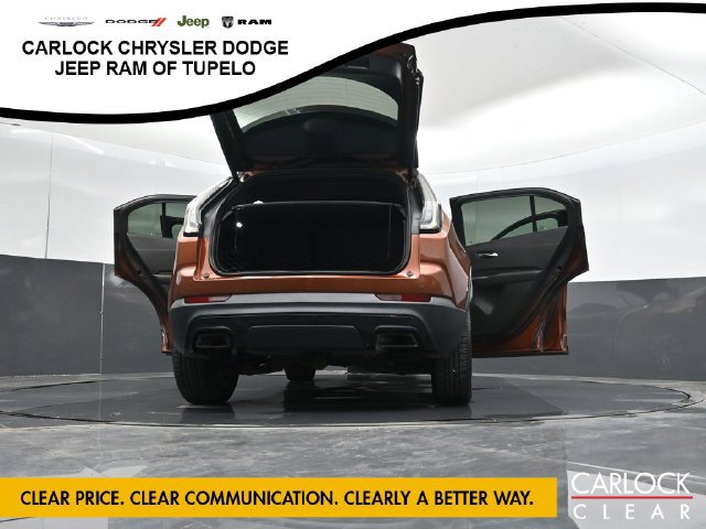 Used 2020 Cadillac XT4 Sport w/ Driver Awareness Package FWD image 56