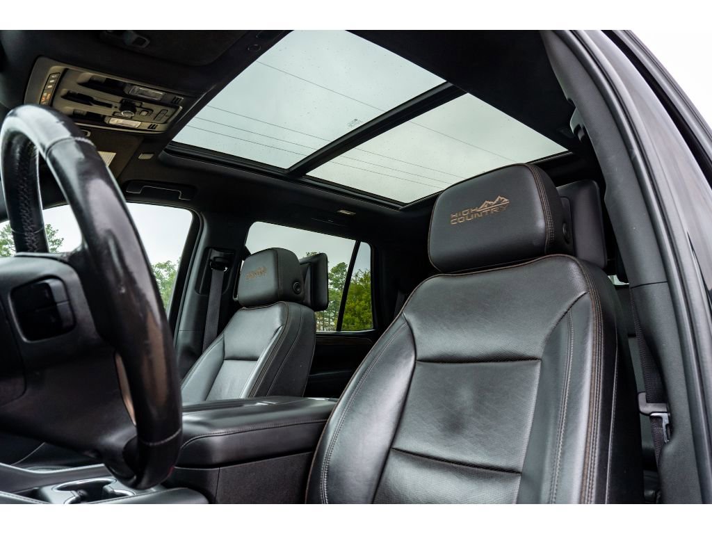 Used 2022 Chevrolet Tahoe High Country w/ Premium Package image 12