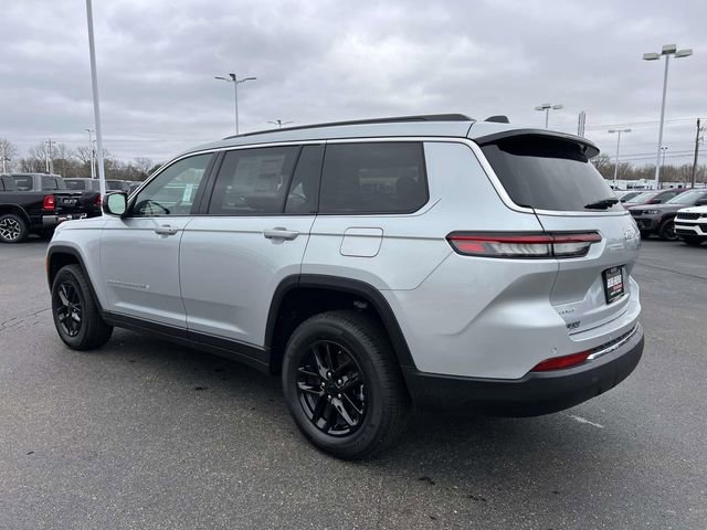 New 2025 Jeep Grand Cherokee L Laredo image 5