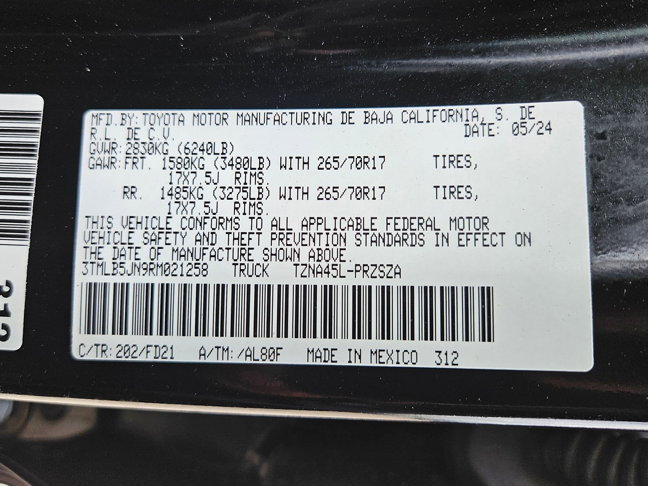 Used 2024 Toyota Tacoma TRD Off-Road image 34