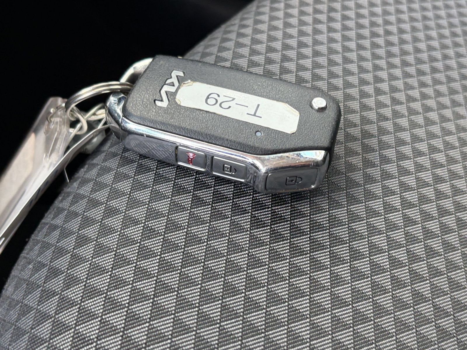 Used 2025 Kia Soul LX w/ LX Technology Package FWD image 20