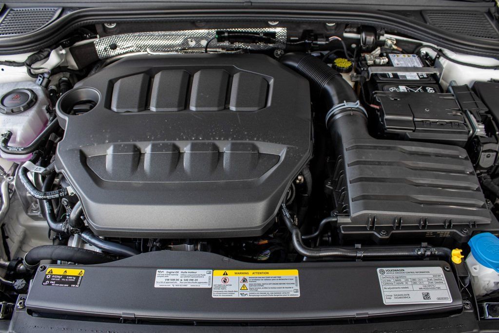 New 2025 Volkswagen GTI SE image 25