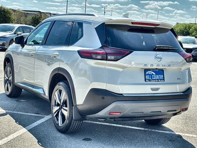 Used 2021 Nissan Rogue SL w/ Premium Package FWD image 4