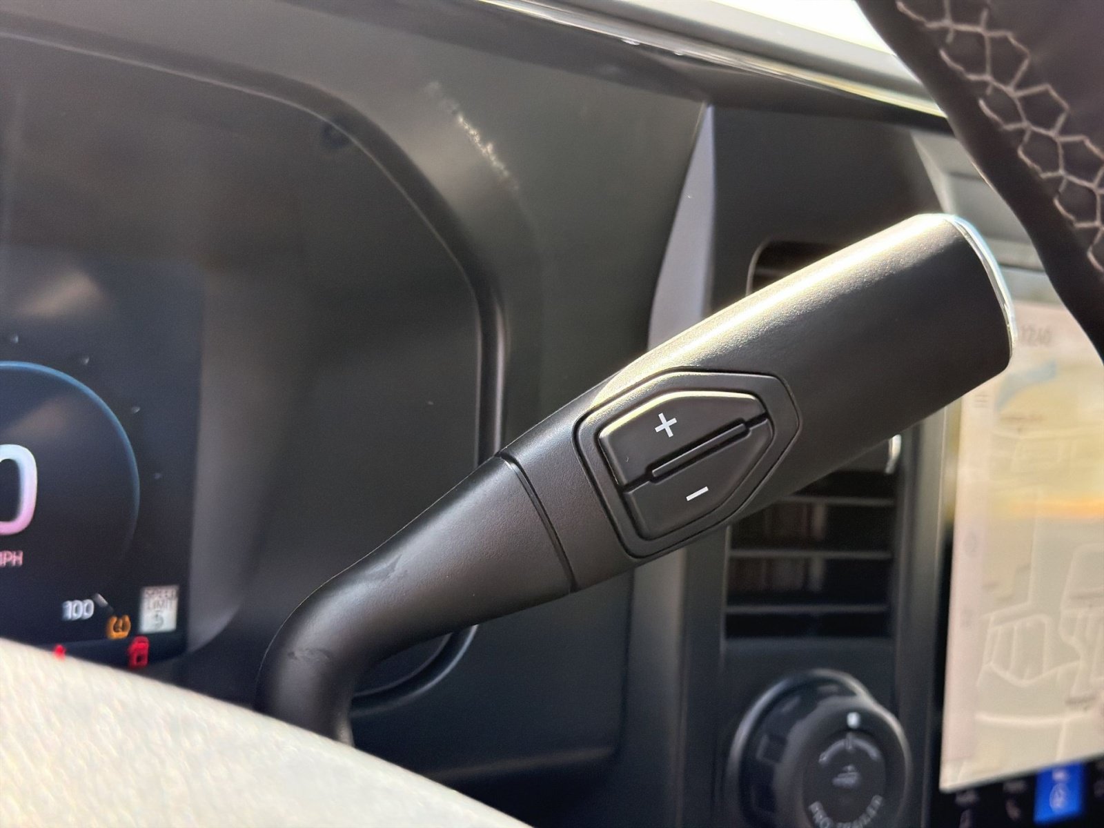 New 2026 Ford F250 Lariat w/ Black Appearance Package AWD/4WD image 24