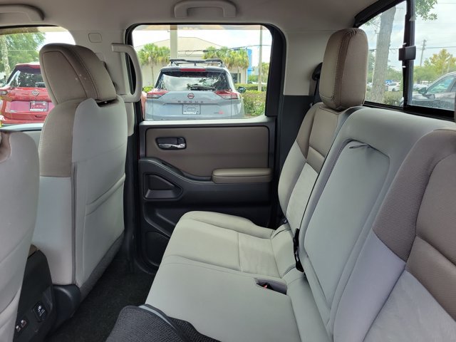 Used 2022 Nissan Frontier SV RWD image 12