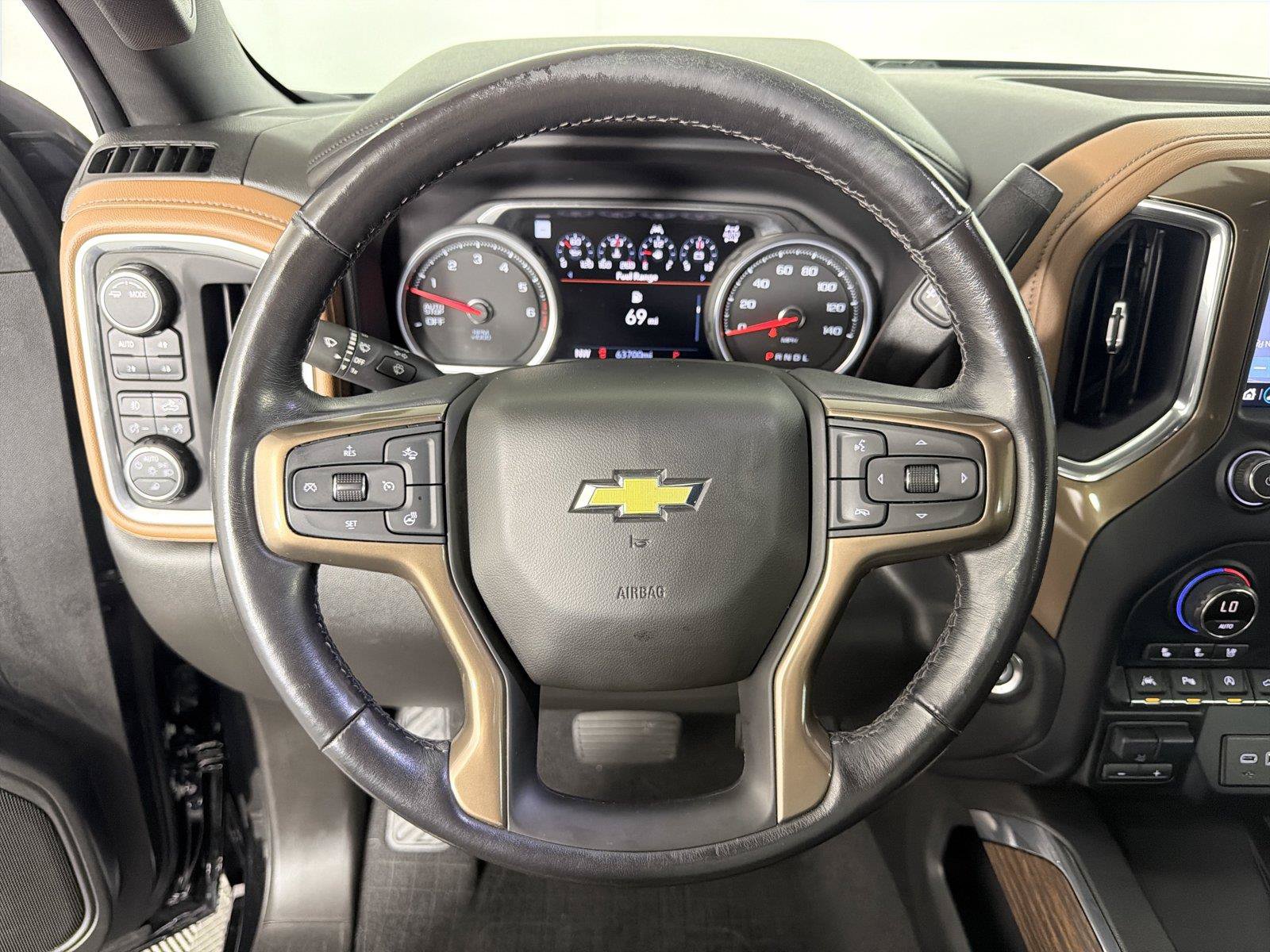 Used 2021 Chevrolet Silverado 1500 High Country w/ Technology Package AWD/4WD image 22