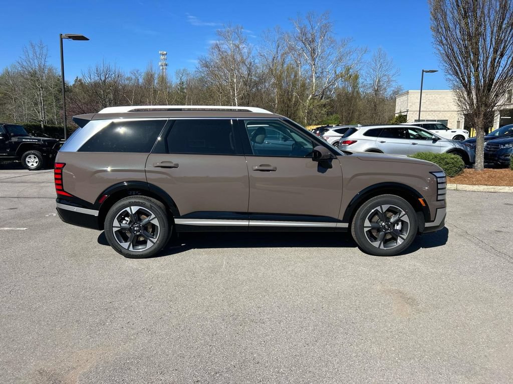 New 2026 Hyundai Palisade Limited FWD image 8