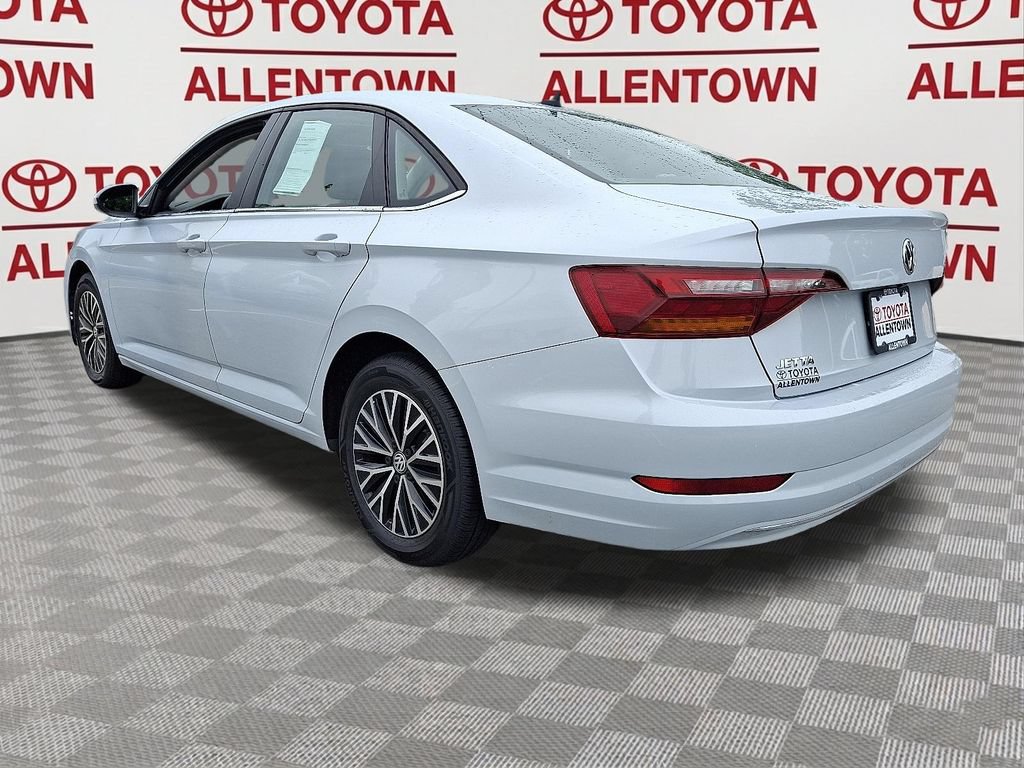 Used 2019 Volkswagen Jetta SE FWD image 5