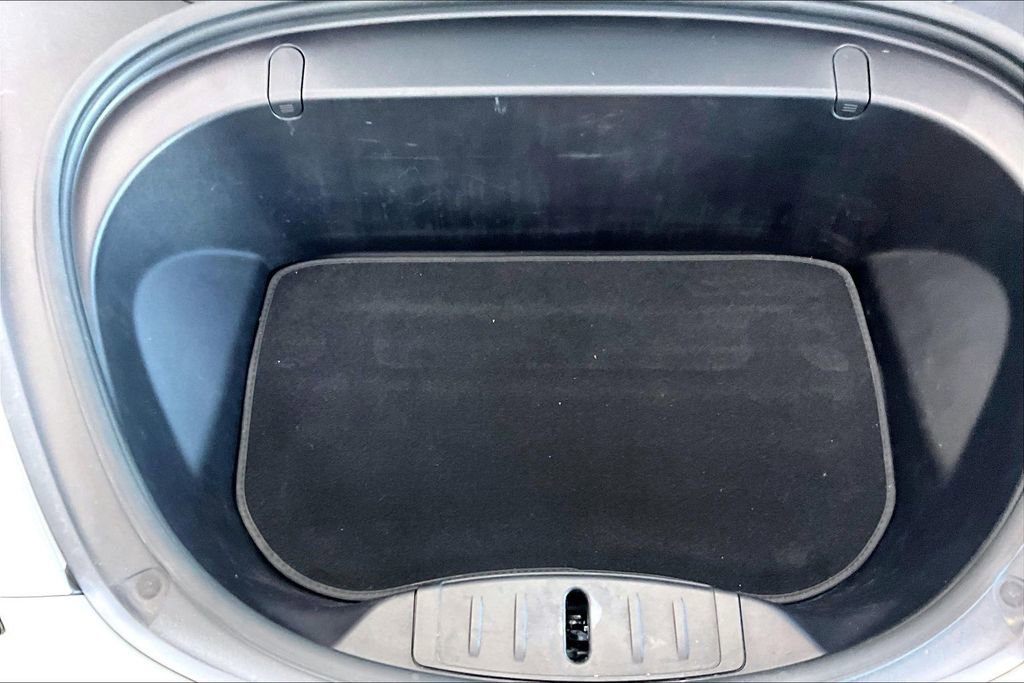 Used 2019 Tesla Model 3 Standard Range Plus image 29