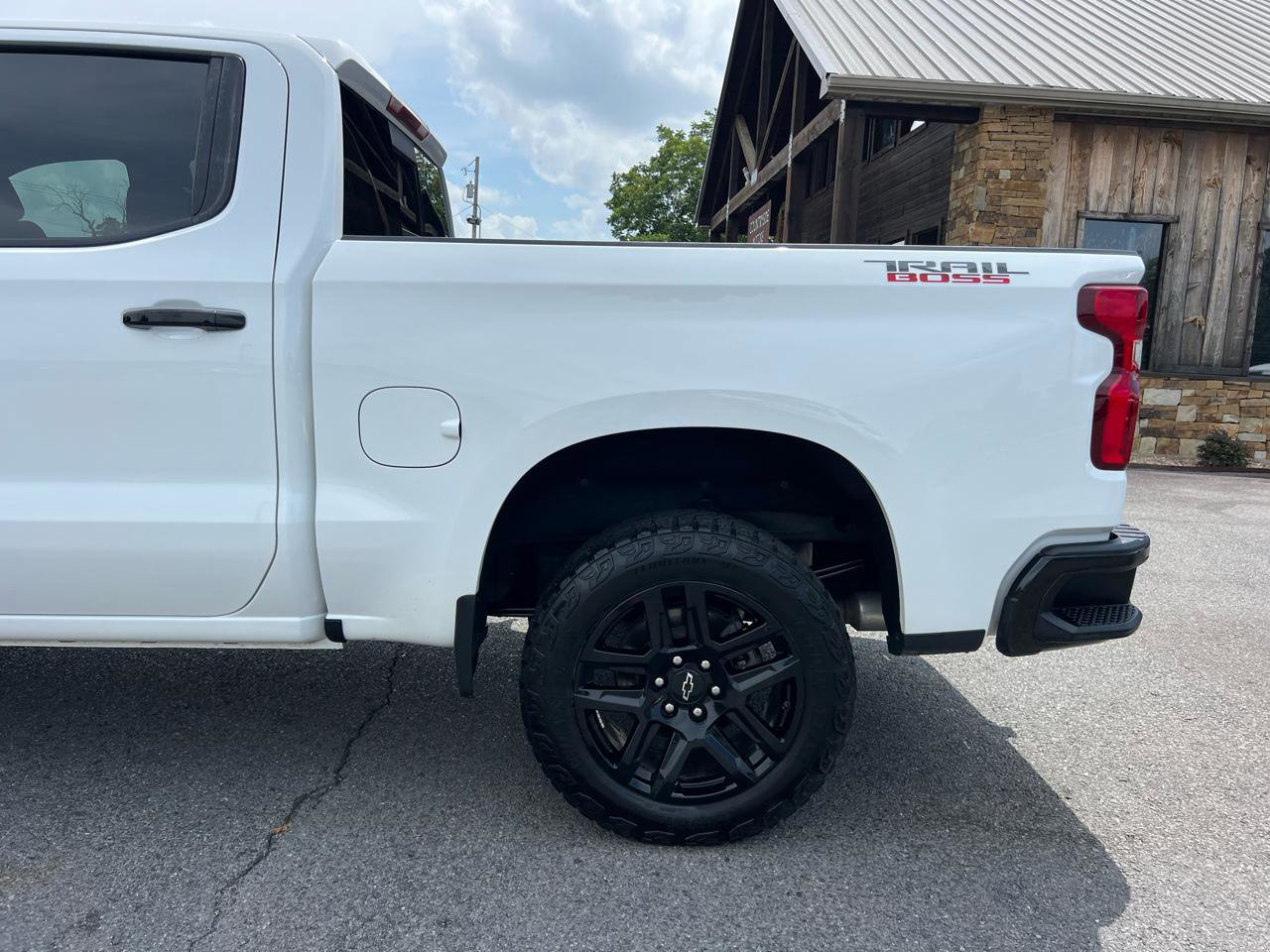 Used 2022 Chevrolet Silverado 1500 LT Trail Boss w/ Convenience Package II AWD/4WD image 37