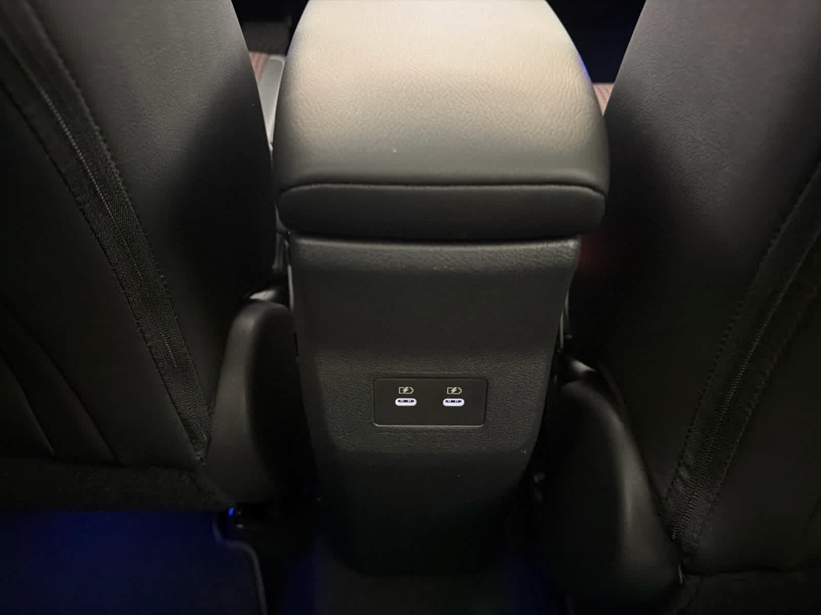 New 2026 Nissan Kicks SR w/ SR Premium Package FWD image 21