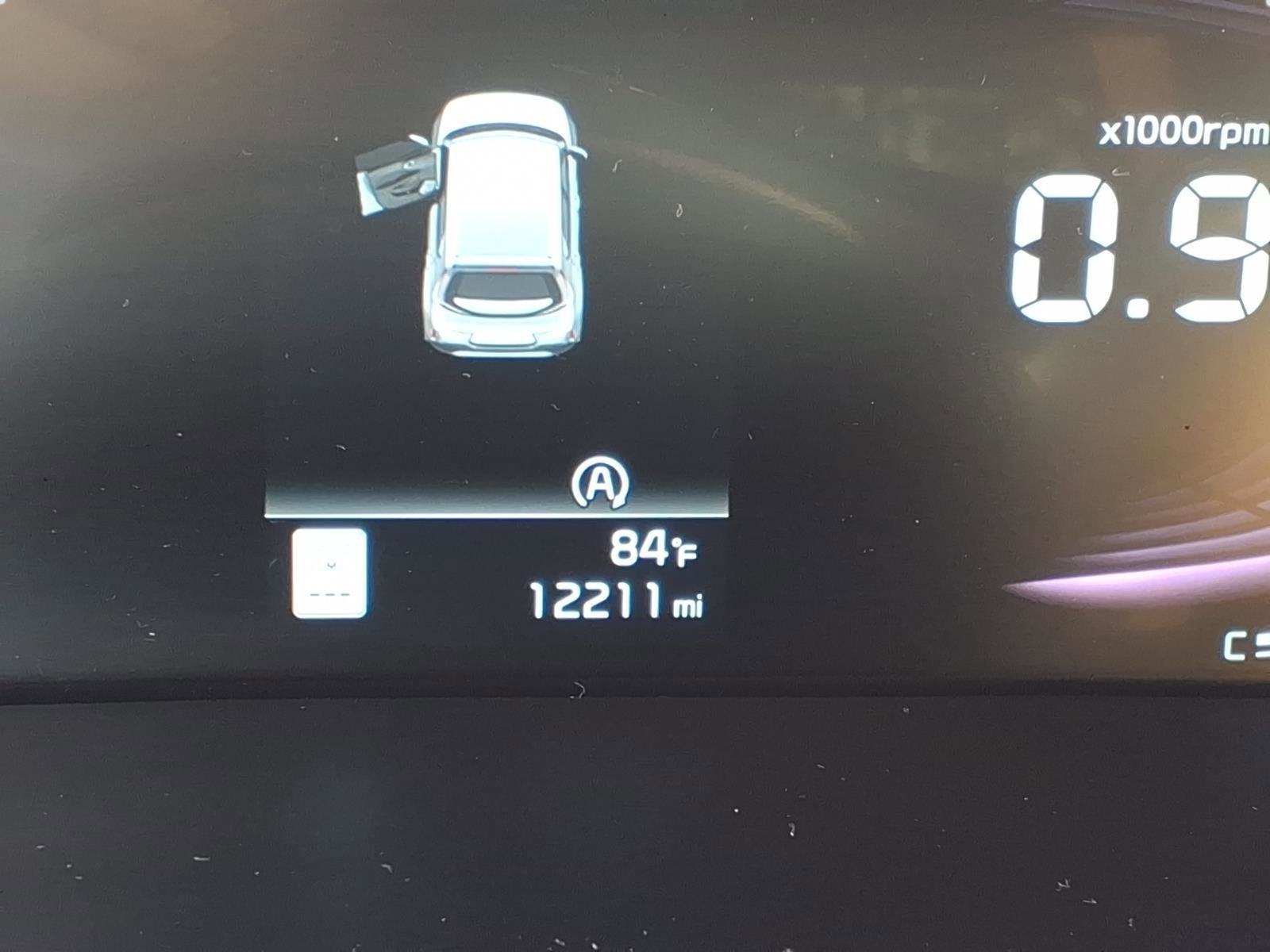 Used 2025 Kia Soul LX w/ LX Technology Package FWD image 20