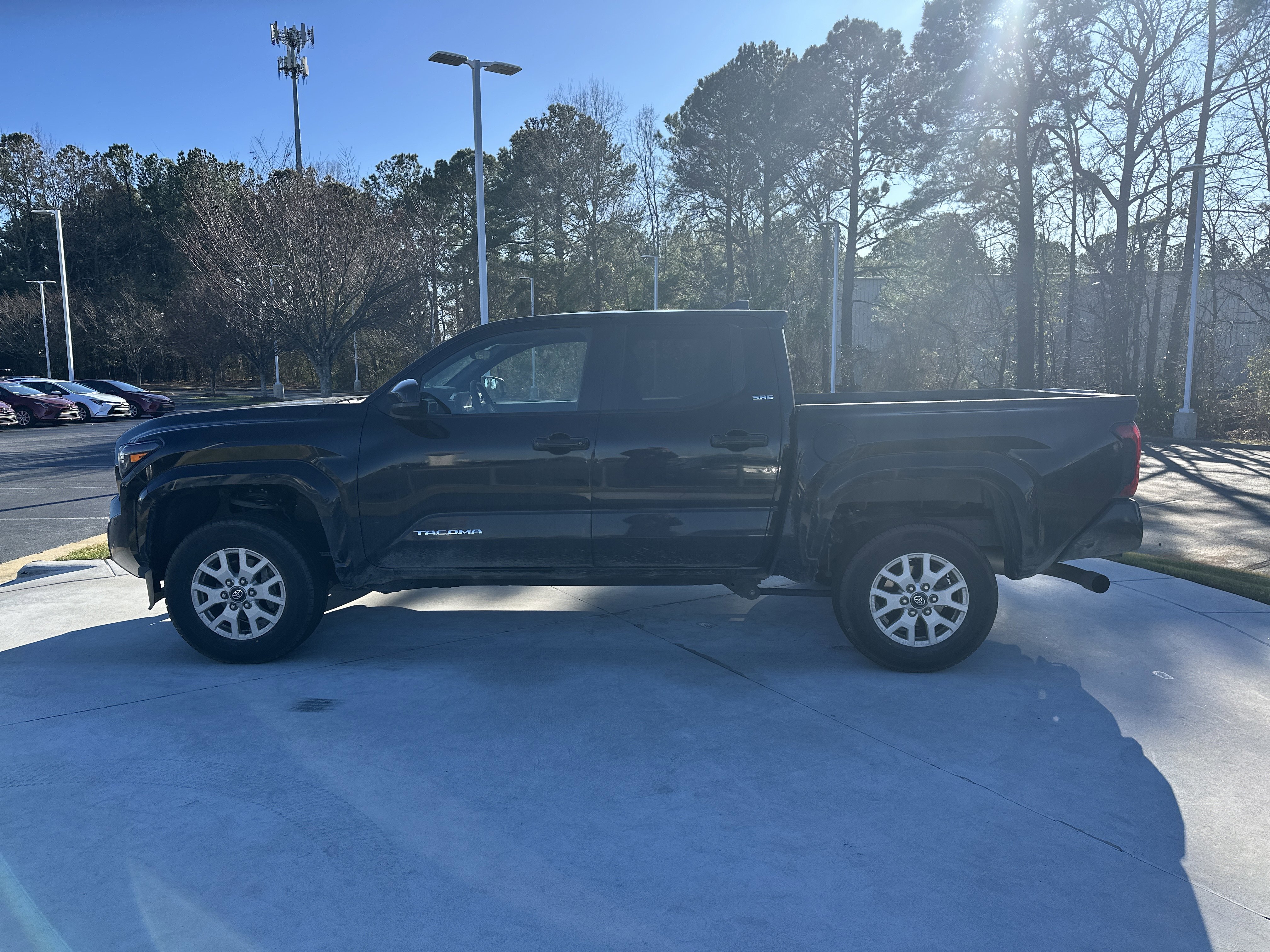 Certified 2024 Toyota Tacoma SR5 image 7