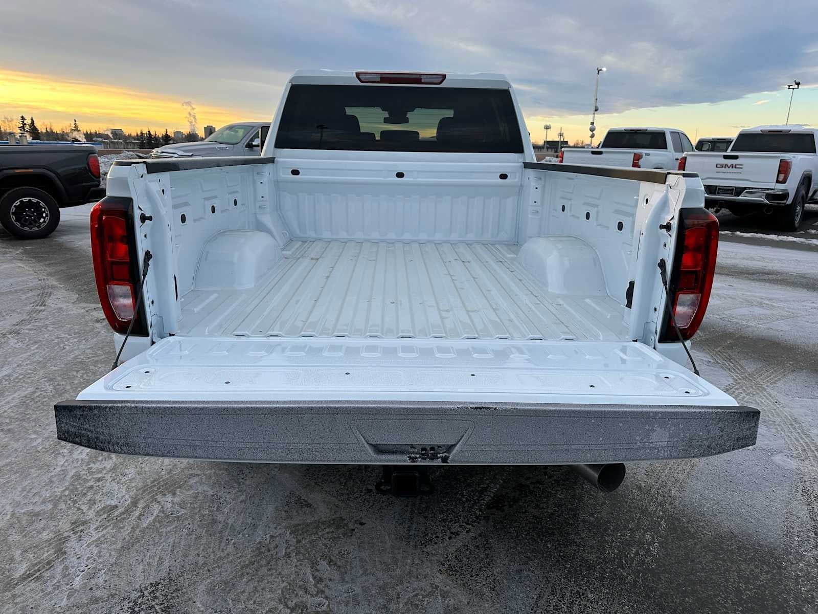 New 2026 GMC Sierra 2500 SLE w/ SLE Convenience Package image 14