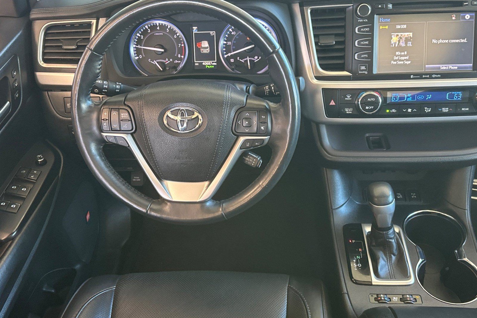 Used 2019 Toyota Highlander Limited Platinum AWD/4WD image 16