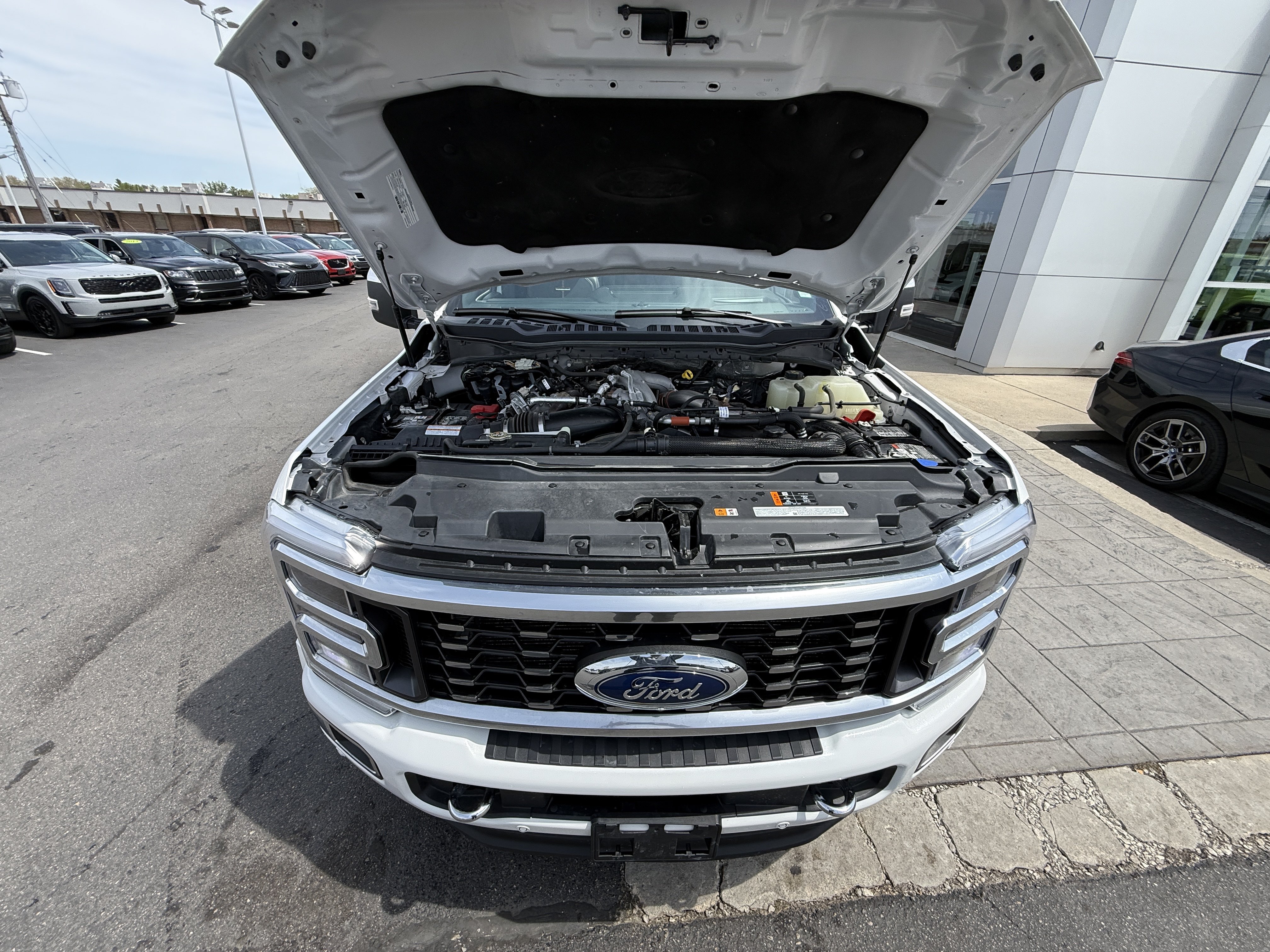 Used 2024 Ford F450 Platinum w/ FX4 Off-Road Package AWD/4WD image 30