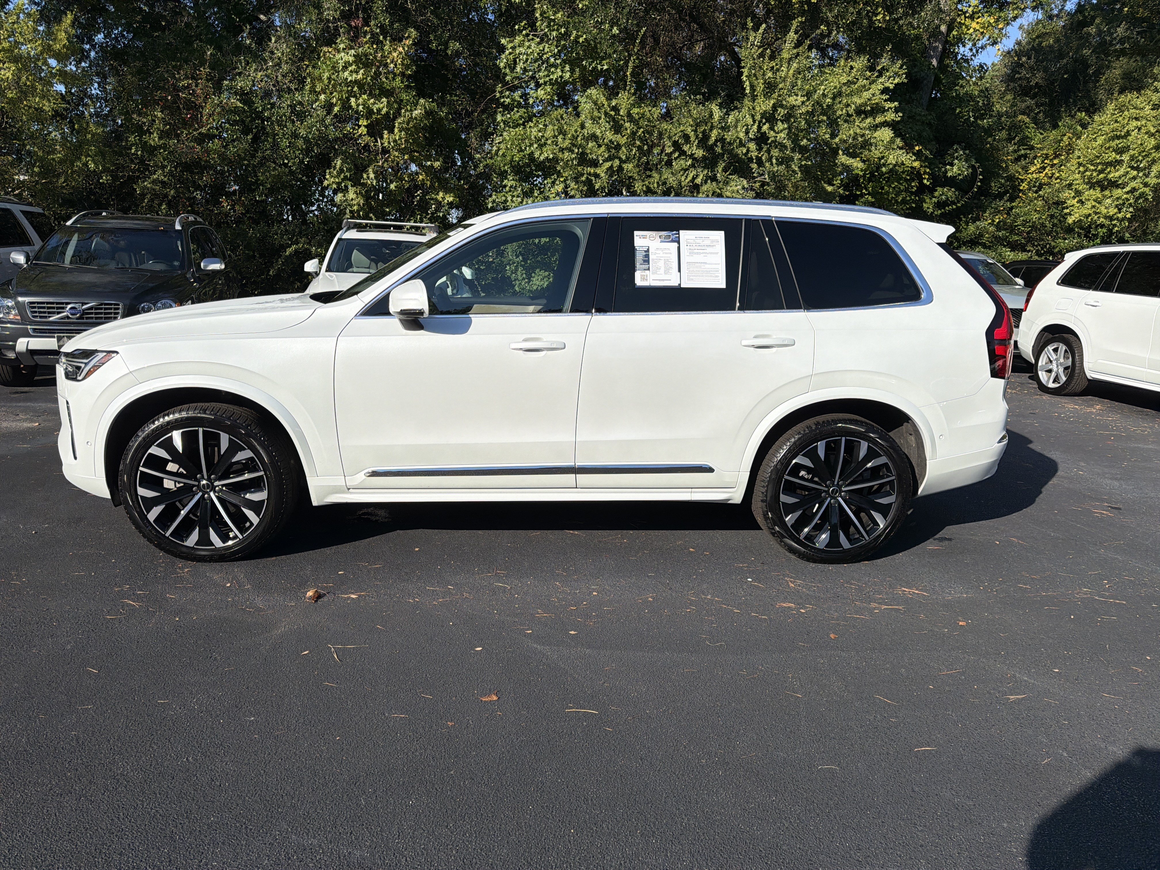 Certified 2026 Volvo XC90 B6 Plus AWD/4WD image 12