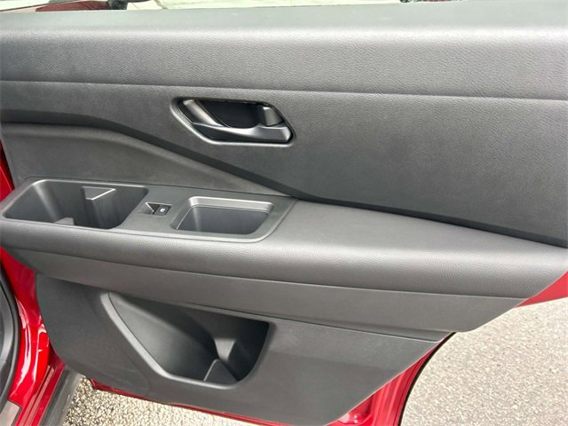 Used 2024 Nissan Pathfinder SV w/ Lighting Package (N92) image 23