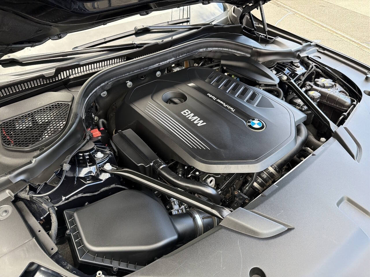 Used 2018 BMW 640i Gran Turismo xDrive AWD/4WD image 16
