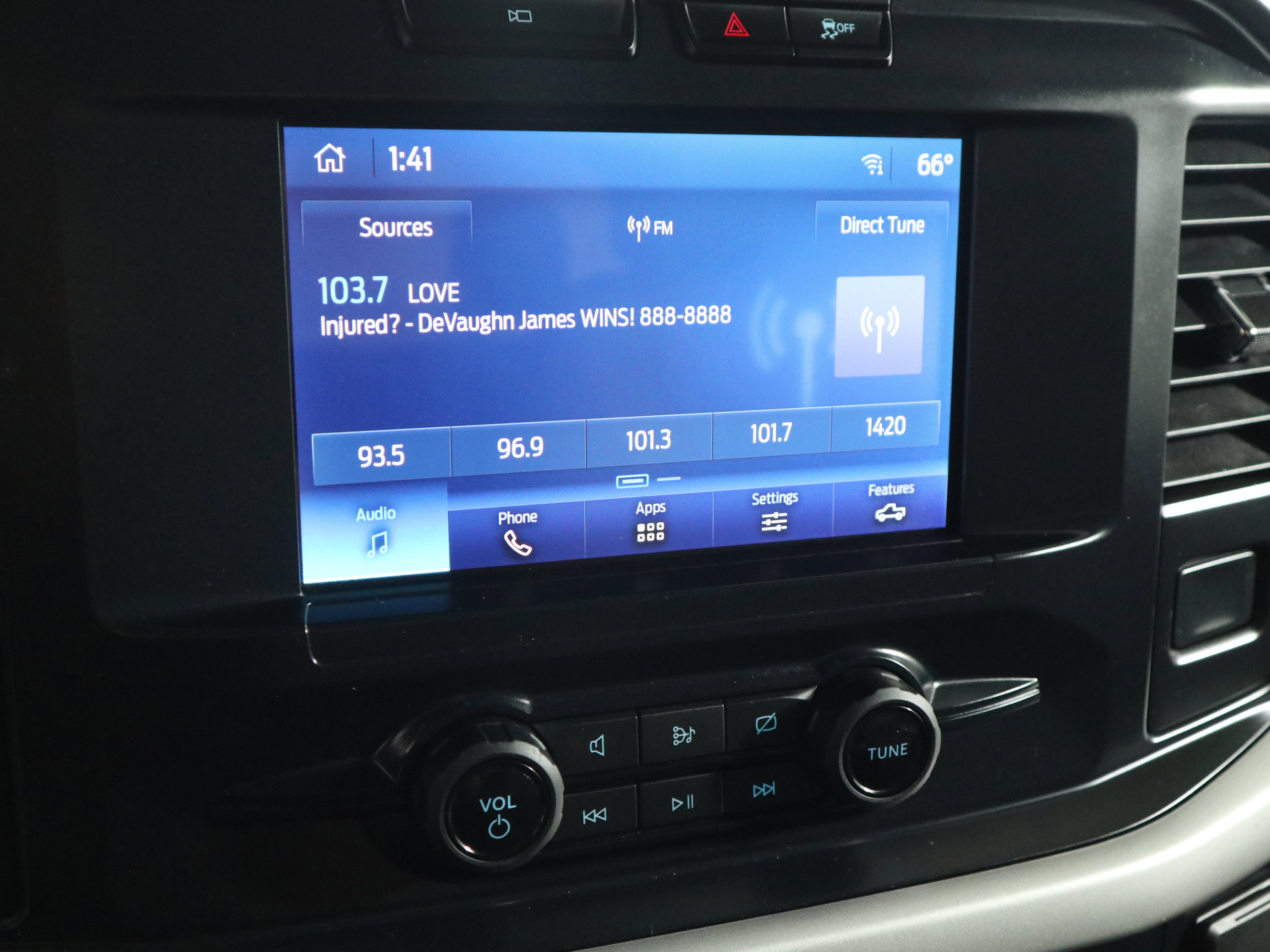 Used 2023 Ford F150 XLT image 33