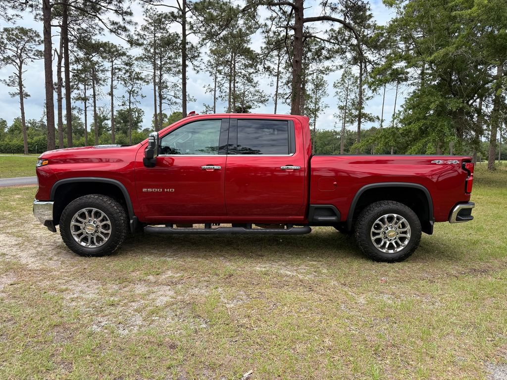 Used 2024 Chevrolet Silverado 2500 LTZ w/ LTZ Convenience Package AWD/4WD image 2
