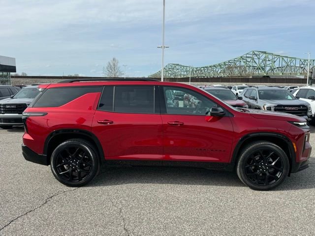 Used 2024 Chevrolet Traverse RS w/ LPO, Floor Liner Package image 6