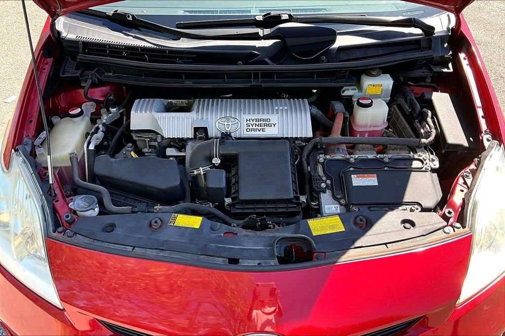 Used 2015 Toyota Prius Four FWD image 12