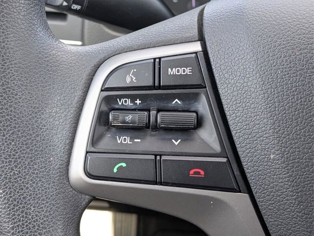 Used 2018 Hyundai Elantra SE image 25