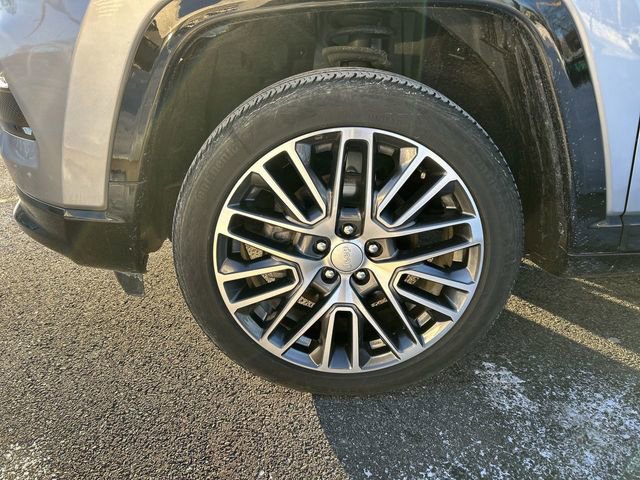 Certified 2022 Jeep Compass Limited w/ Elite Group image 10