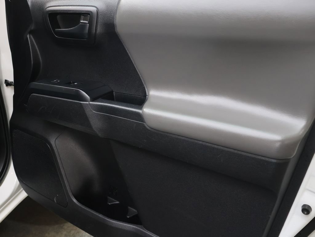 Used 2021 Toyota Tacoma SR image 13