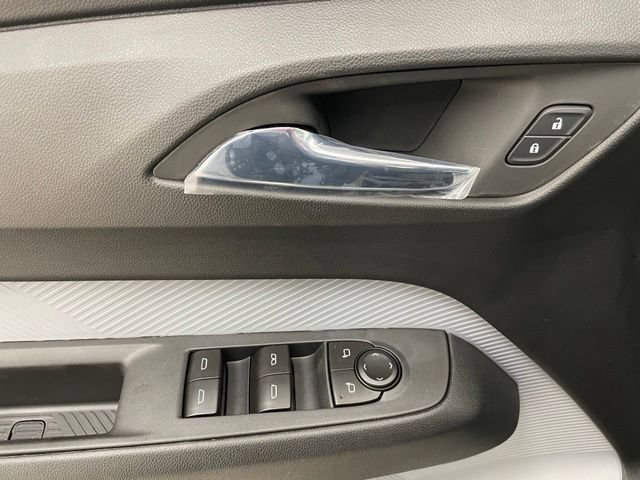 New 2027 Chevrolet Bolt LT w/ LPO, All-Weather Package FWD image 9