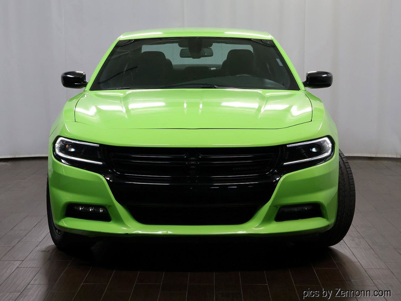 Used 2023 Dodge Charger SXT w/ Blacktop Package AWD/4WD image 5
