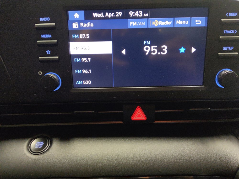 Used 2025 Hyundai Elantra Sport FWD image 25