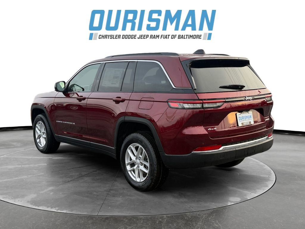 New 2026 Jeep Grand Cherokee Laredo image 4